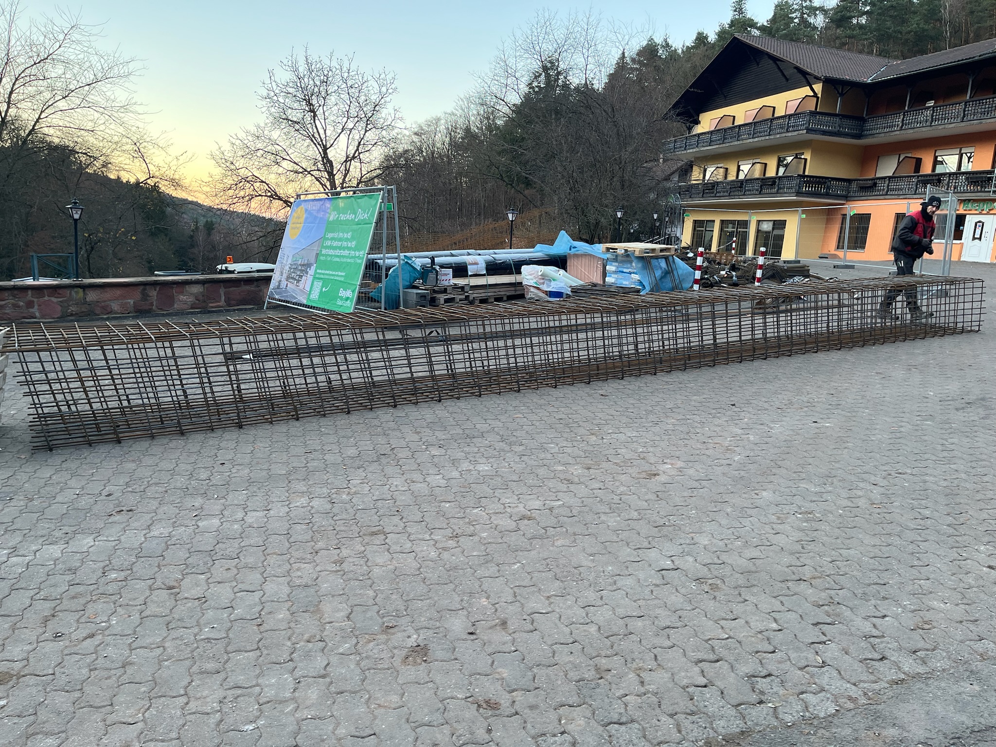 Metallkorb Fundament